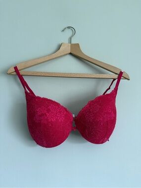 Victoria’s Secret Angels Sexy Push-up Bra Red Lace 38D